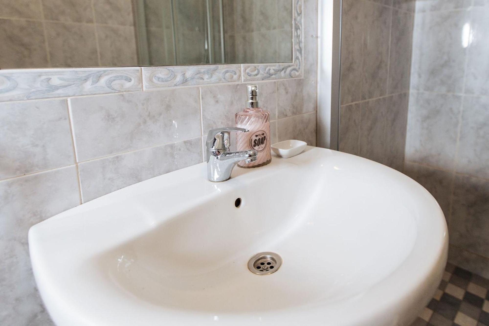 Casa Riad Met Prive Patio مالقة المظهر الخارجي الصورة